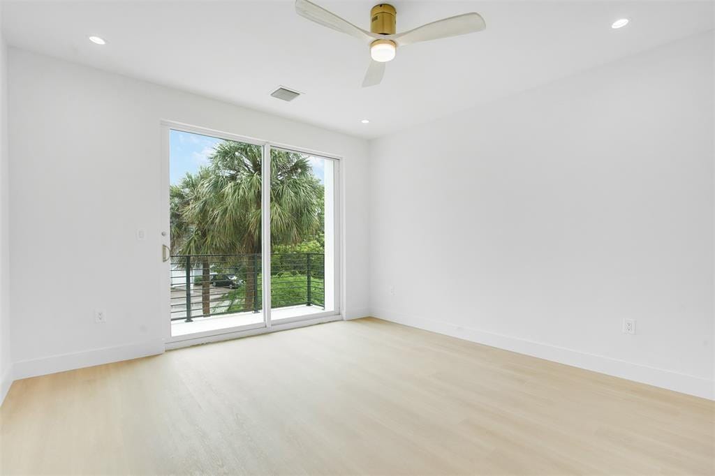1129 NE 18 Court 1129 — photo 7