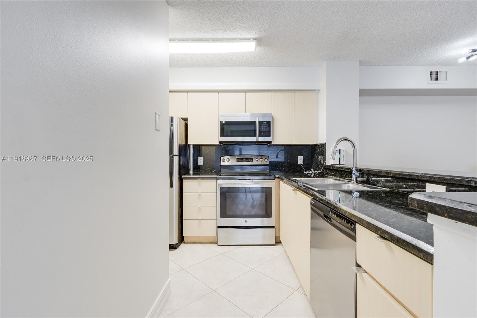650 S Park Road 13-5, Hollywood, FL 33021 photo 16