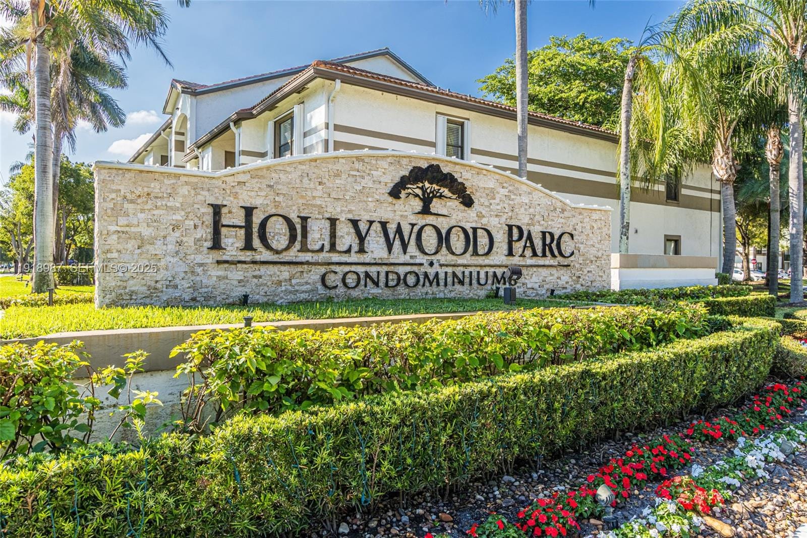 650 S Park Road 135, Hollywood, FL 33021