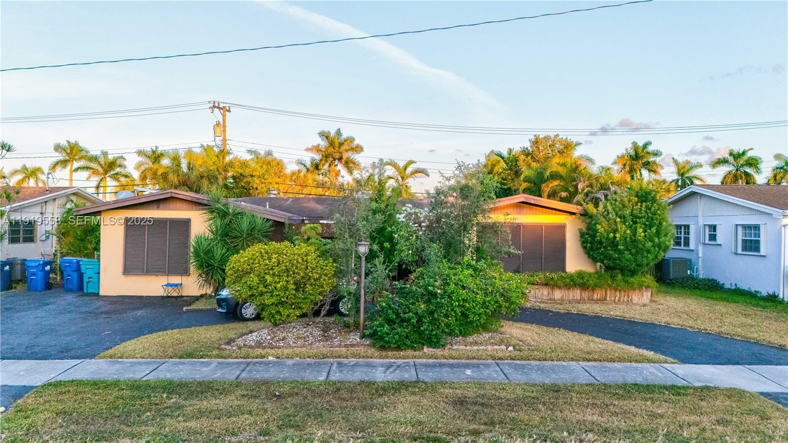20605 NE 19th Court, Miami, FL 33179