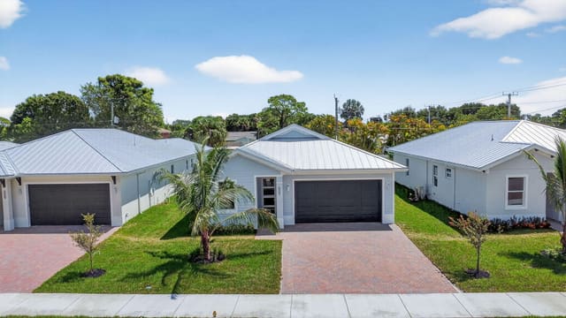 609 N Loxahatchee Drive, Jupiter, FL 33458