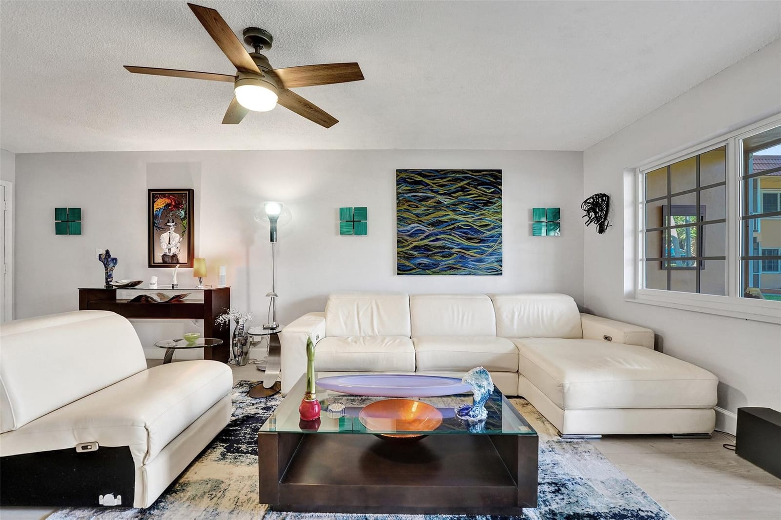 1930 NE 2nd Avenue 102L, Wilton Manors, FL 33305 photo 17