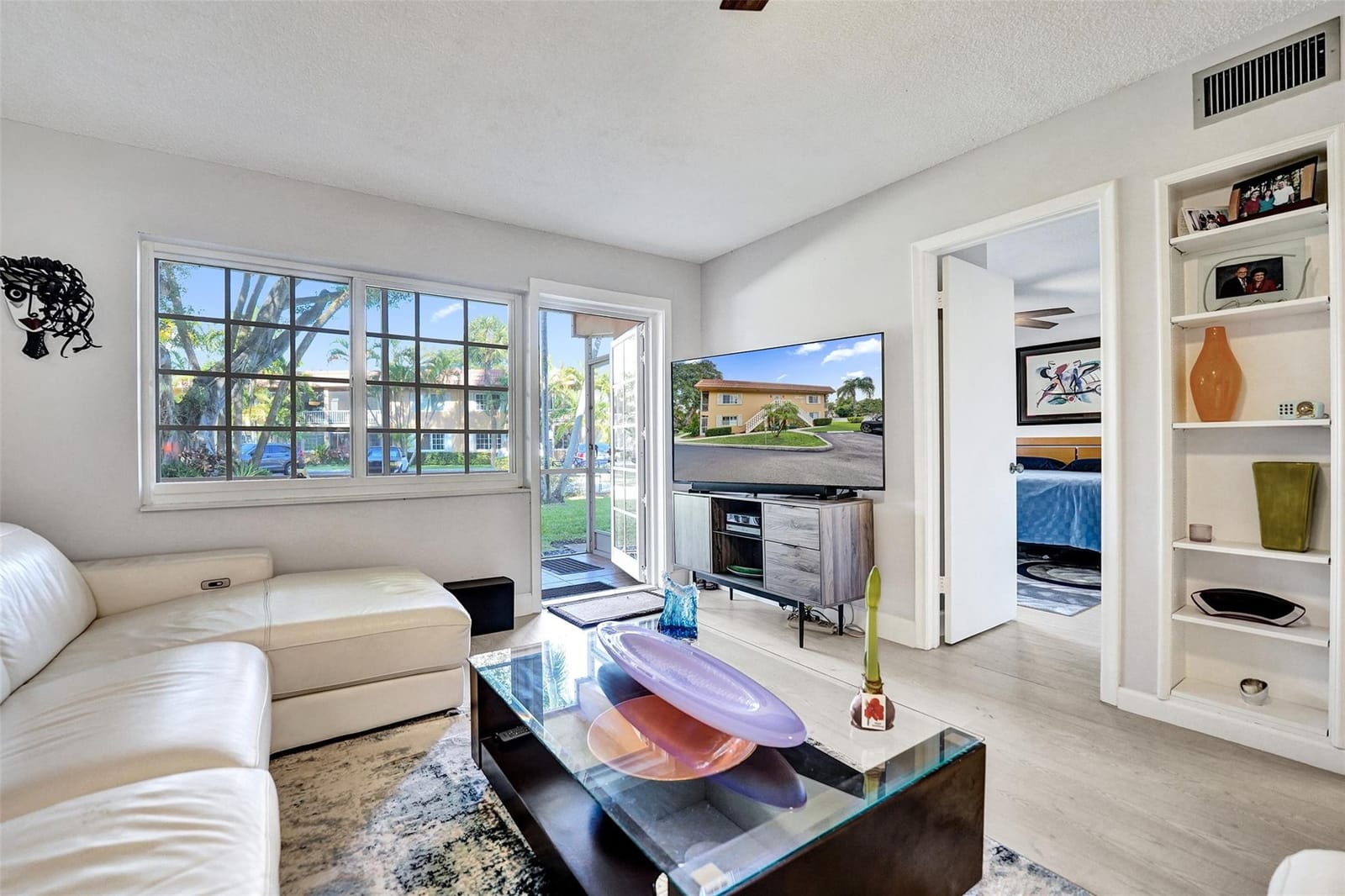1930 NE 2nd Avenue 102L, Wilton Manors, FL 33305 photo 25
