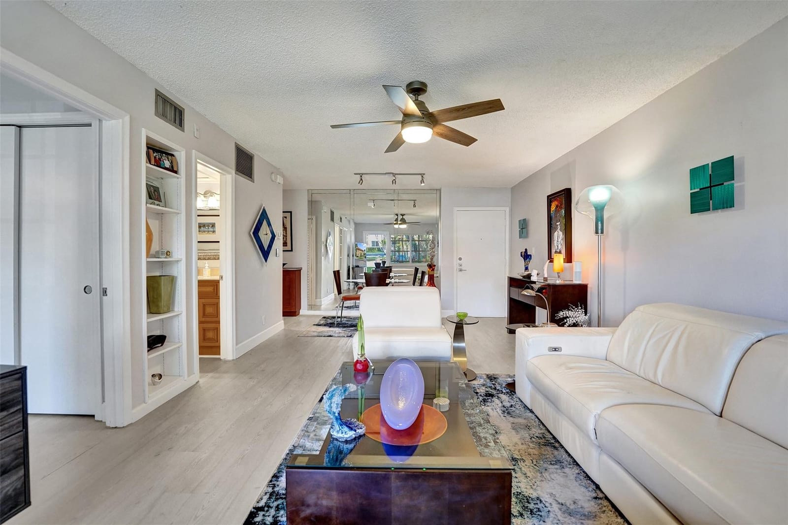 1930 NE 2nd Avenue 102L, Wilton Manors, FL 33305 photo 26
