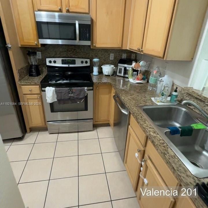 6001 SW 70th Street 201, South Miami, FL 33143 photo 3