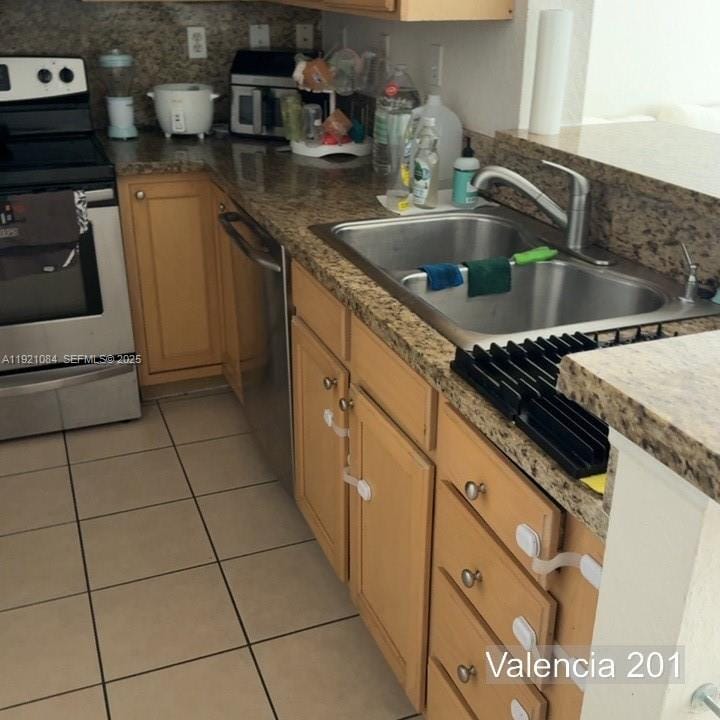 6001 SW 70th Street 201, South Miami, FL 33143 photo 4