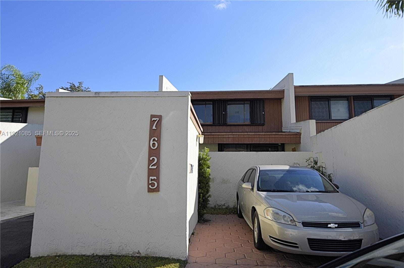 7625 SW 106th Avenue, Miami, FL 33173