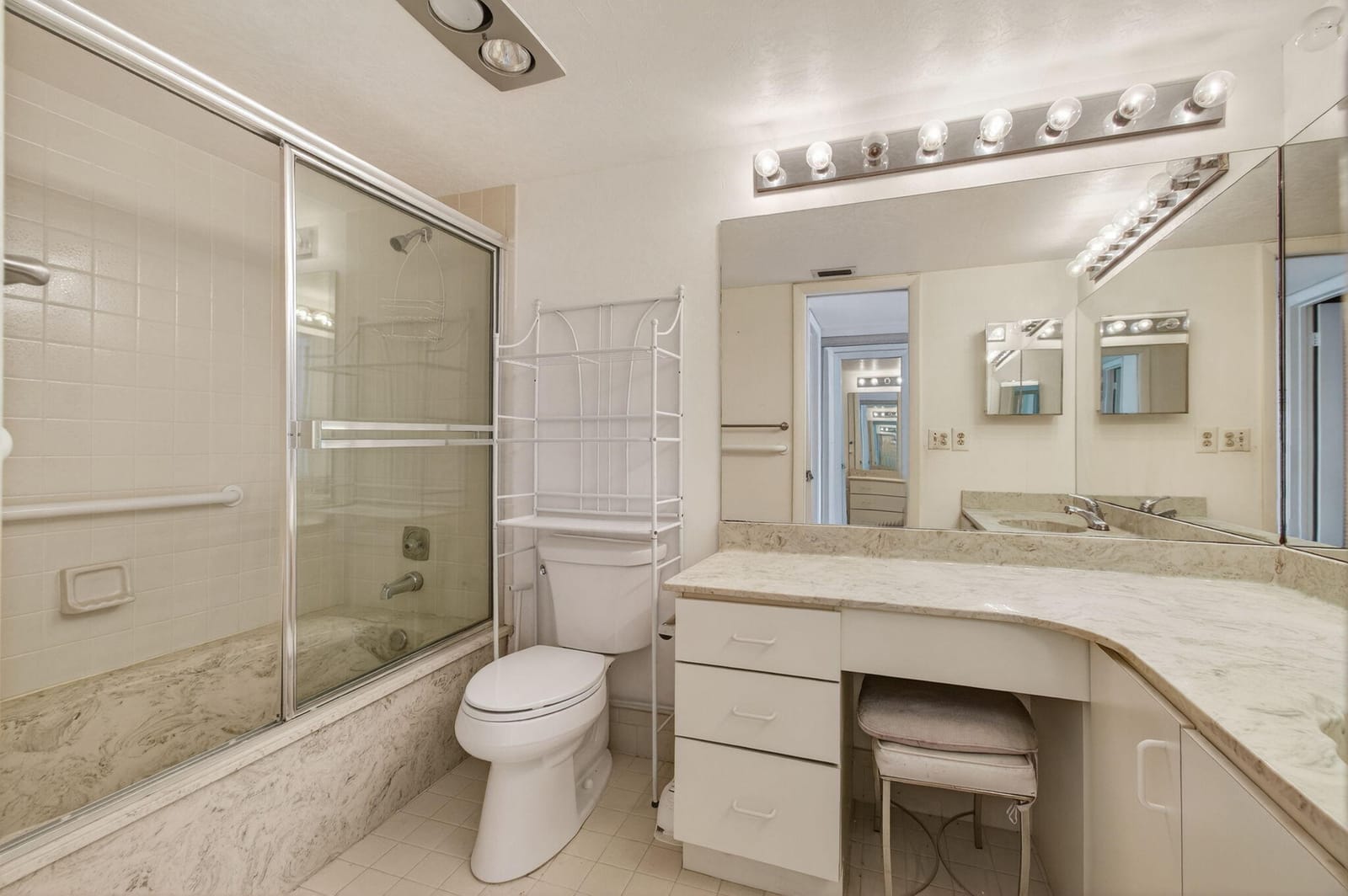 5771 Fairway Park Court 205, Boynton Beach, FL 33437 photo 21