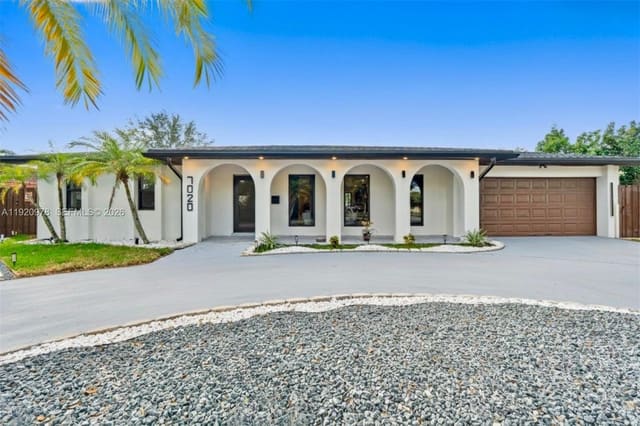 7020 Plantation Road, sold in Plantations Secluded Gard, Plantation, FL