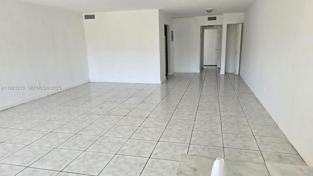 1885 NE 121st Street 17, Sutton House, North Miami, FL