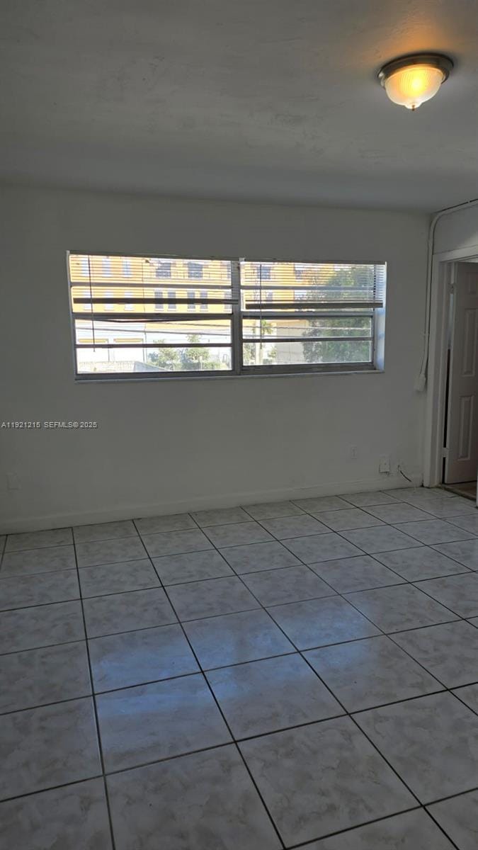 1885 NE 121st Street 17 — photo 9