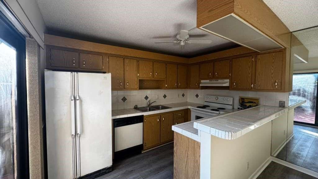 2494 Waterside Drive 4c — photo 11