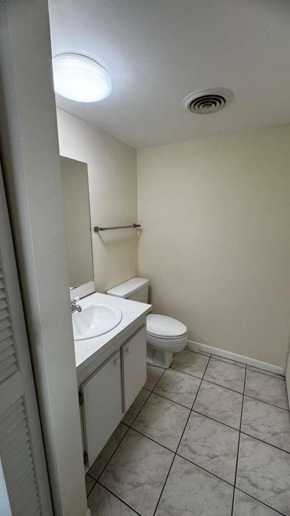 2494 Waterside Drive 4c — photo 12