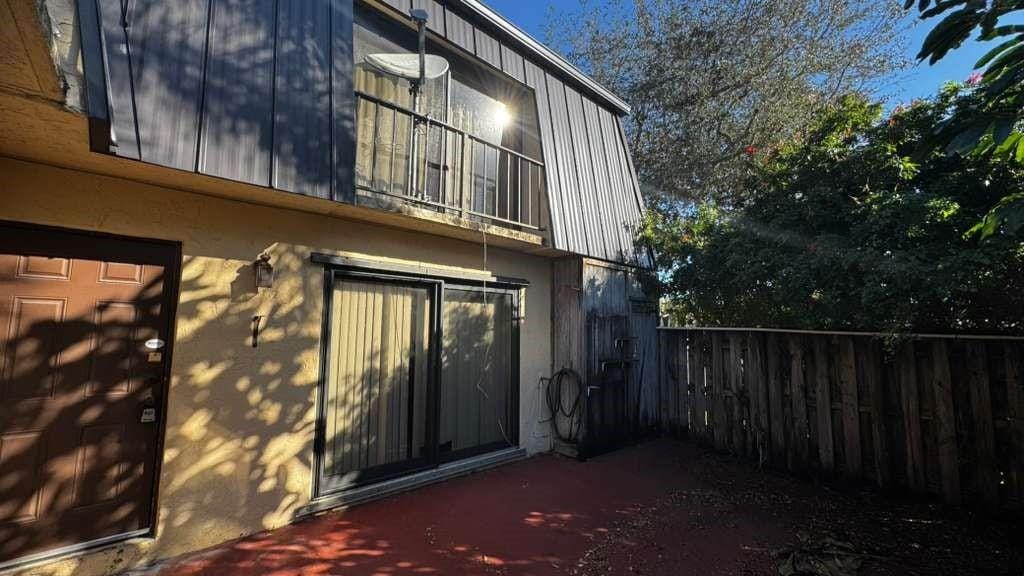 2494 Waterside Drive 4c — photo 5