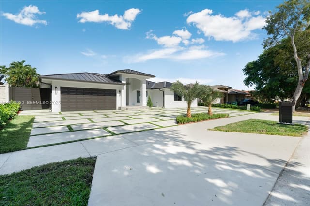 15563 SW 115th Street, sold in Hammocks Shores, Miami, FL