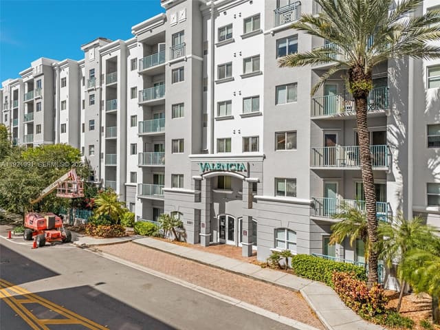6001 SW 70th Street 643, South Miami, FL 33143