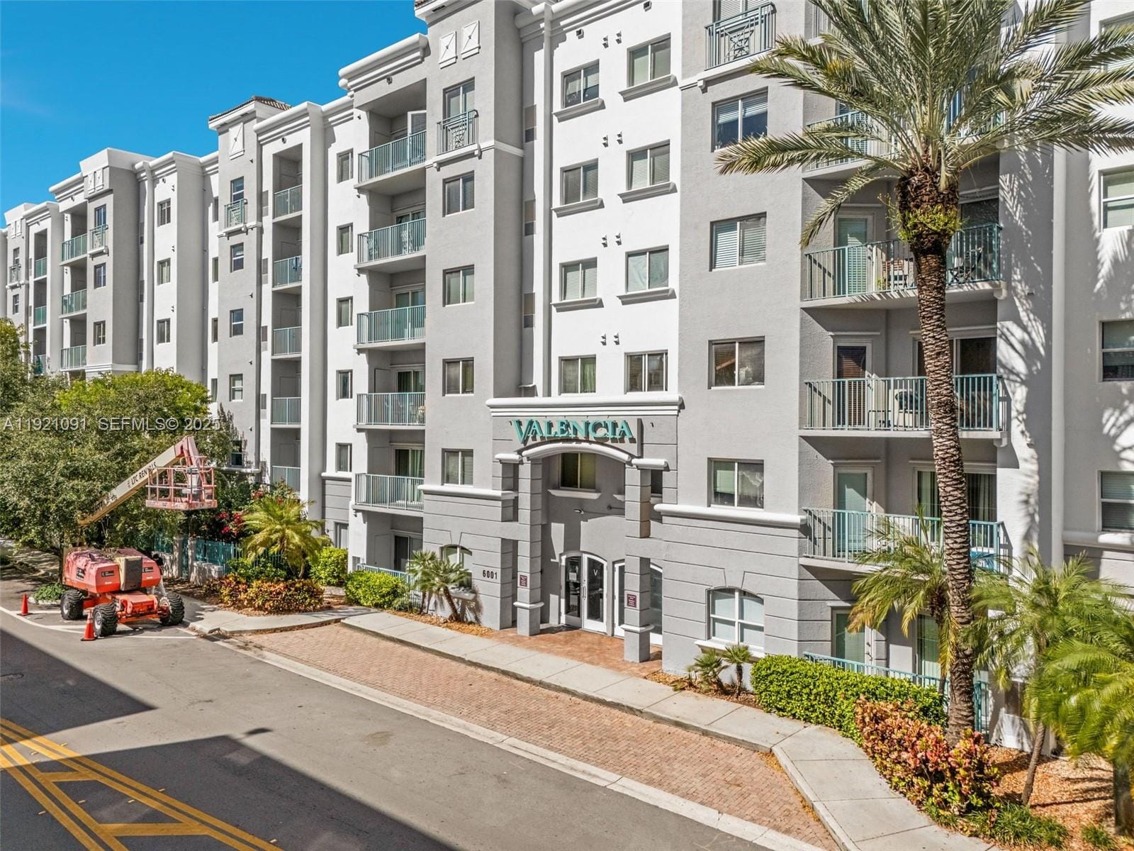 6001 SW 70th Street 643, South Miami, FL 33143