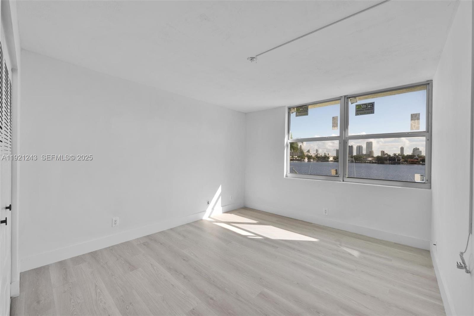 16570 NE 26th Avenue 2A, North Miami Beach, FL 33160 photo 20