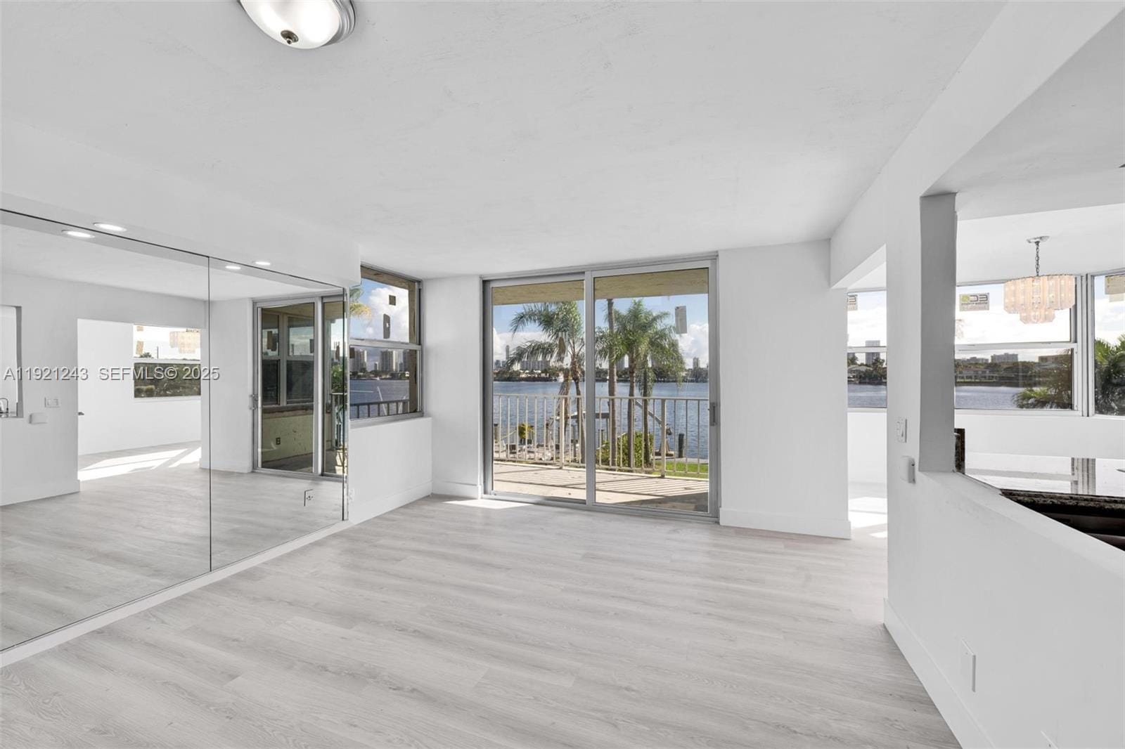 16570 NE 26th Avenue 2A, North Miami Beach, FL 33160 photo 4