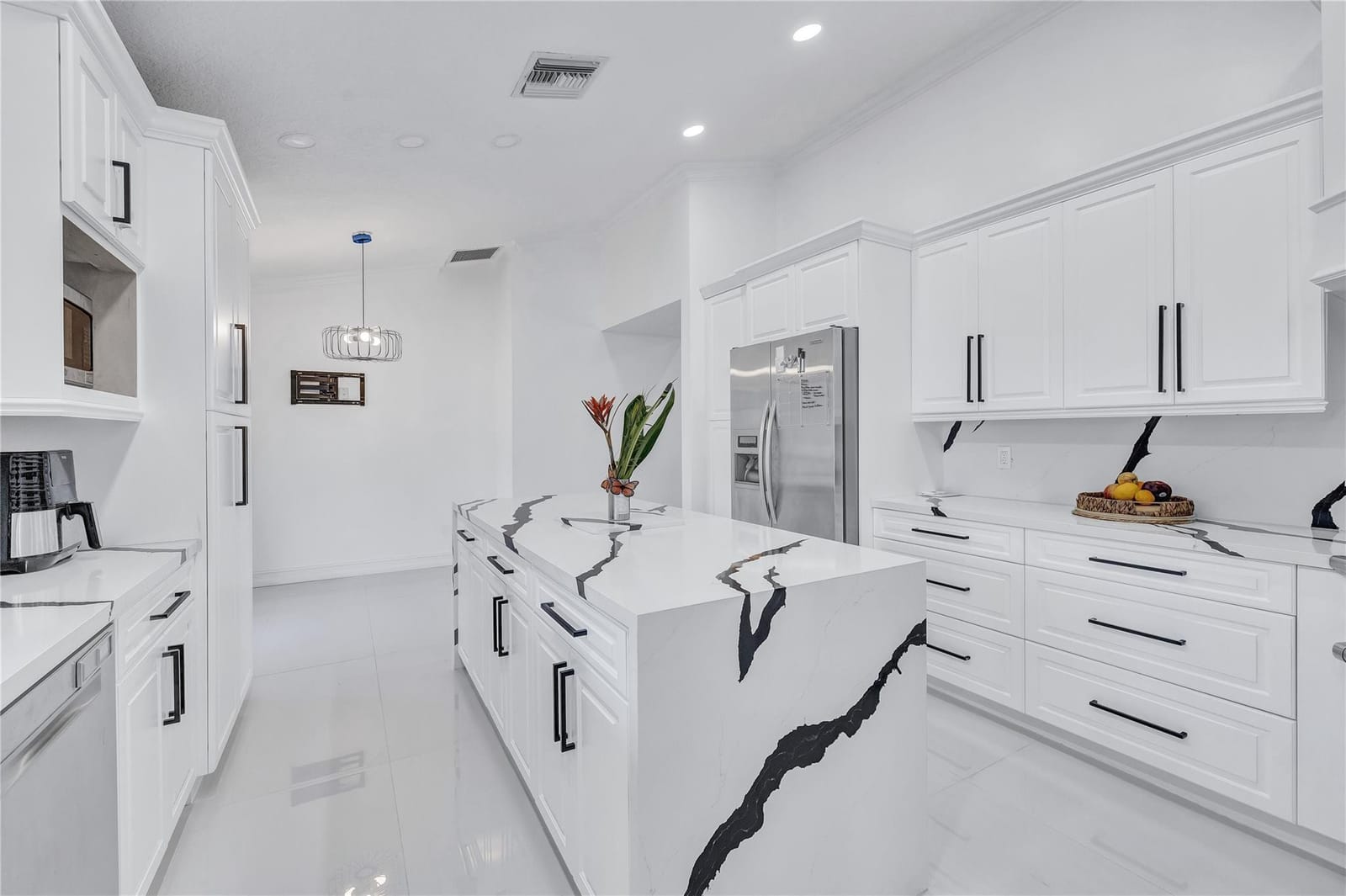 10120 Vestal Court — photo 10