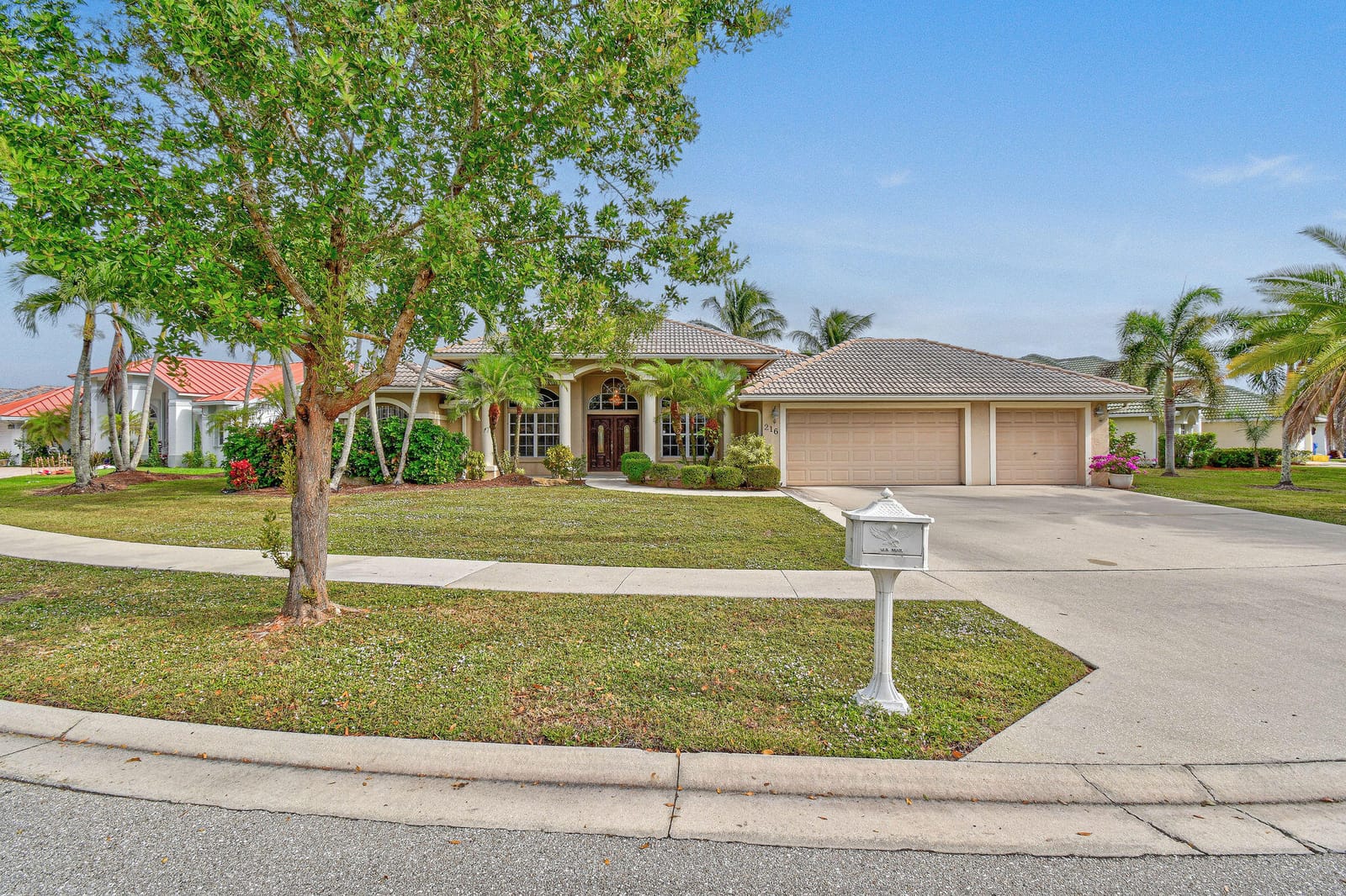 216 Cypress Trace, Royal Palm Beach, FL 33411