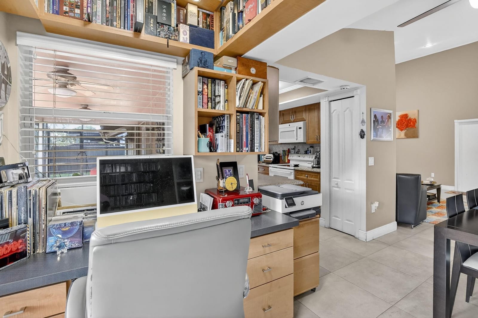10120 Sheridan Street — photo 9