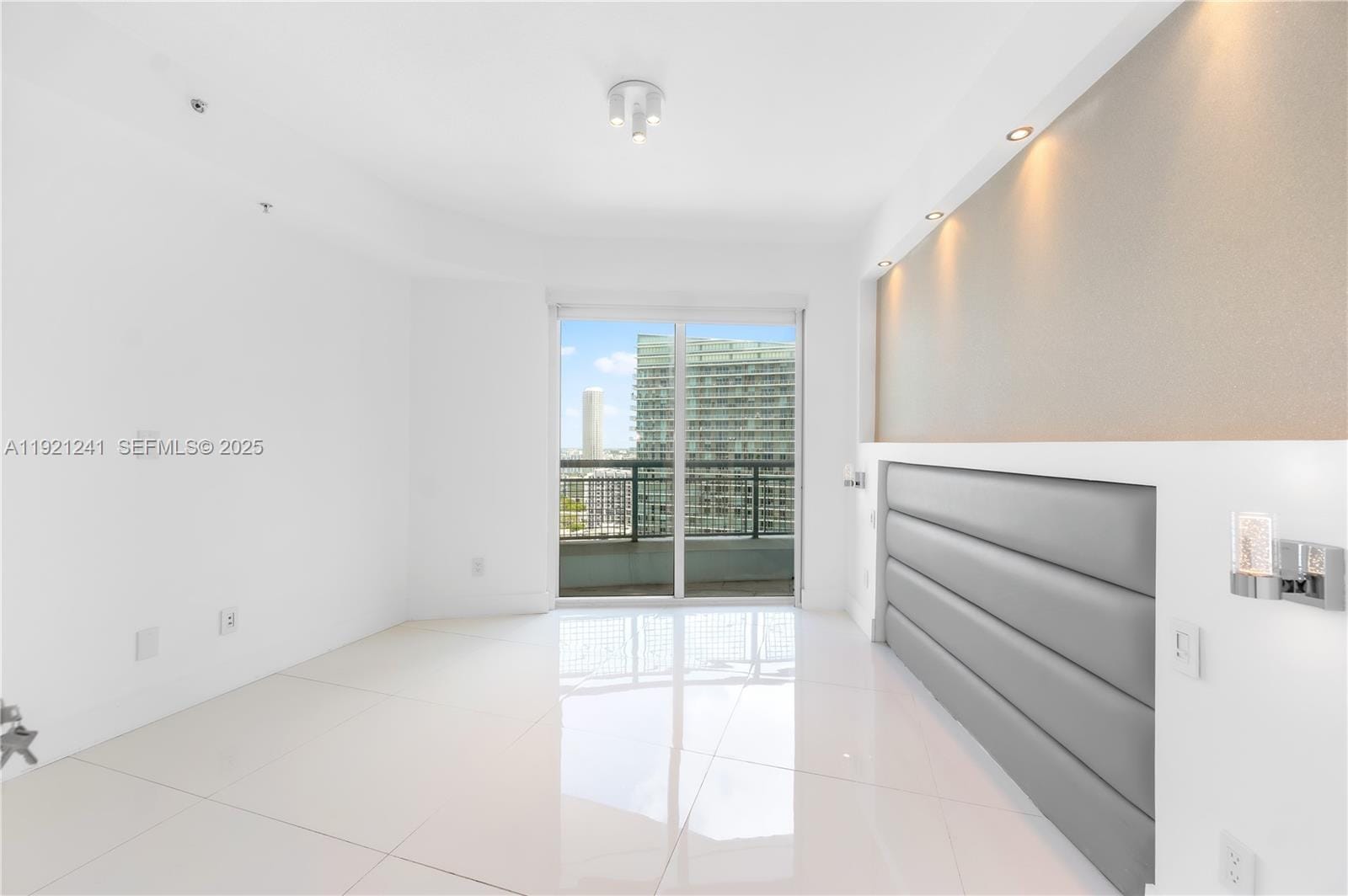 60 SW 13th Street 2626, Miami, FL 33130 photo 29