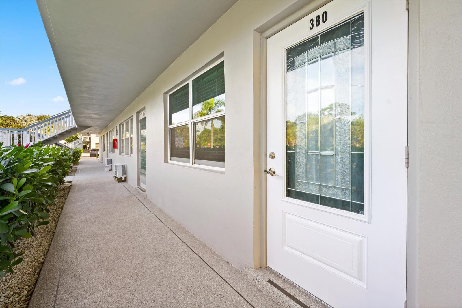 380 Sheffield P — photo 4