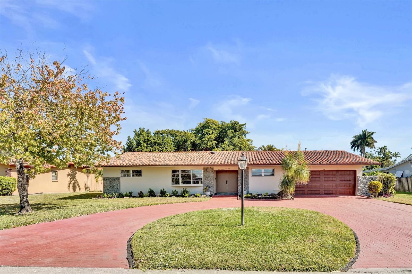 4756 SW 72nd Avenue, Davie, FL 33314
