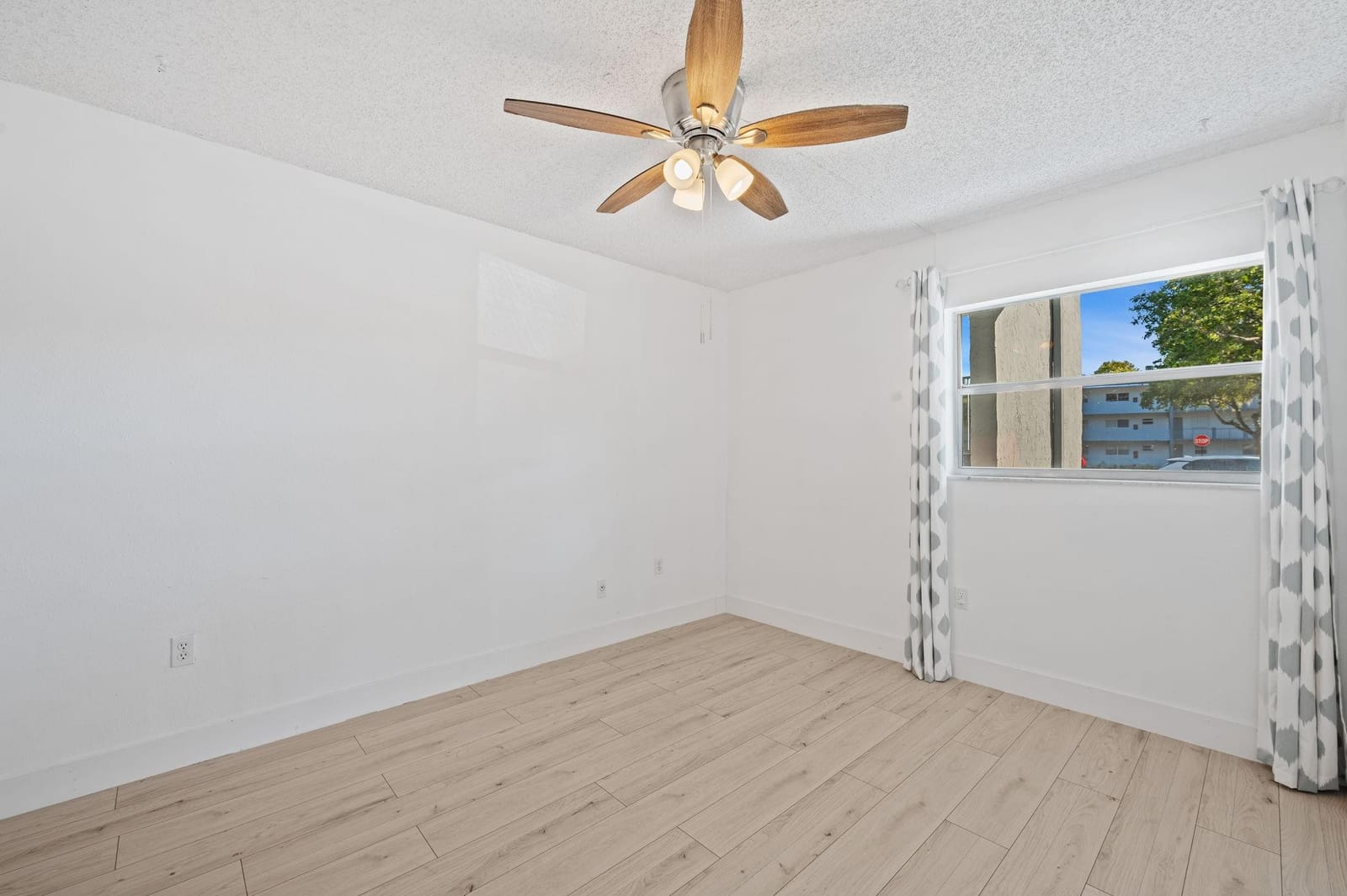 8341 Sands Point Boulevard B101, Tamarac, FL 33321 photo 23