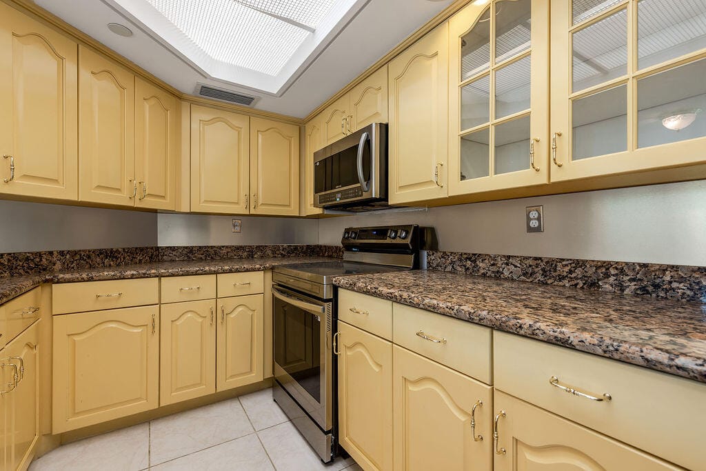 140 SE 5th Avenue 440, Boca Raton, FL 33432 photo 13