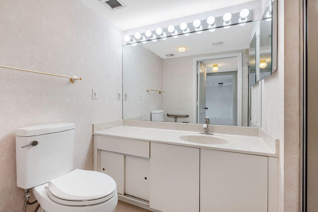 140 SE 5th Avenue 440, Boca Raton, FL 33432 photo 17