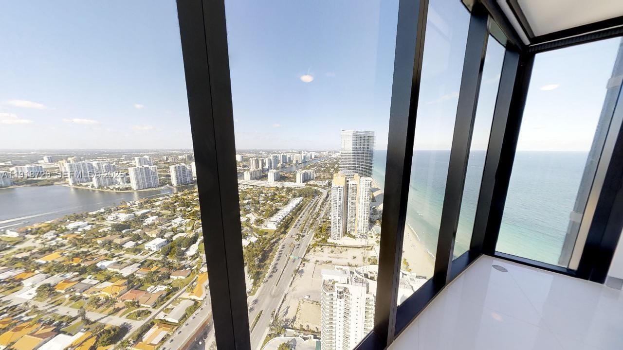 18555 Collins Avenue 4804, Sunny Isles Beach, FL 33160 photo 22