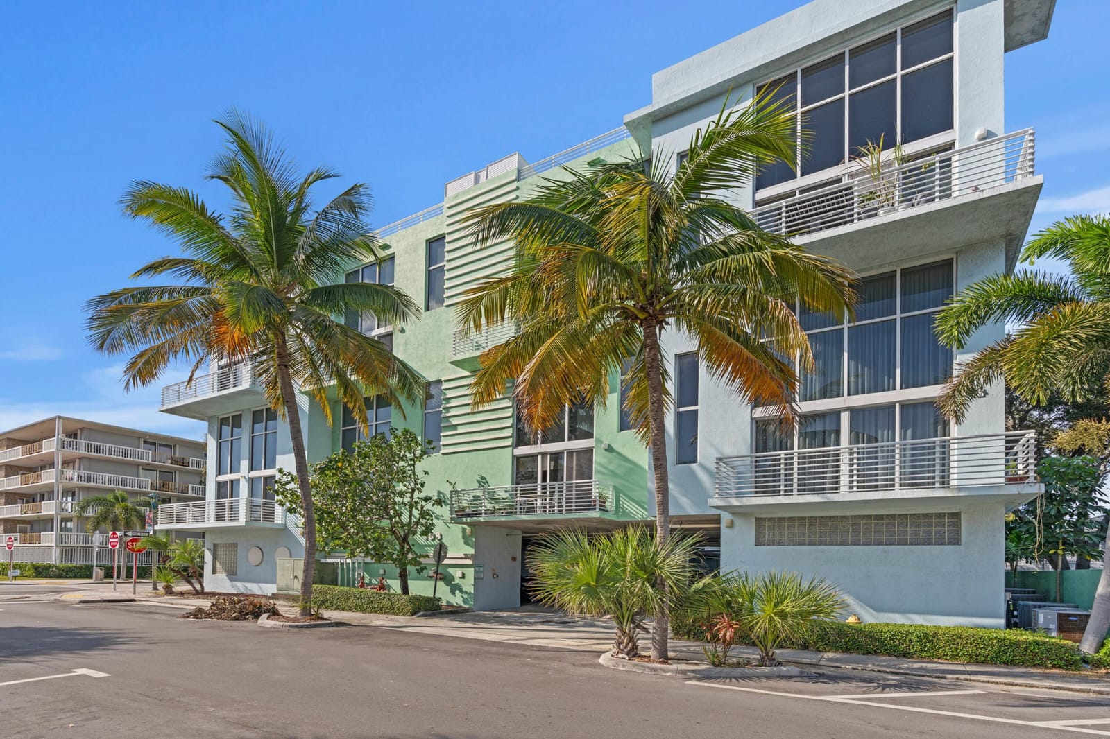 108 Lake Avenue 203, Lake Worth Beach, FL 33460 photo 26
