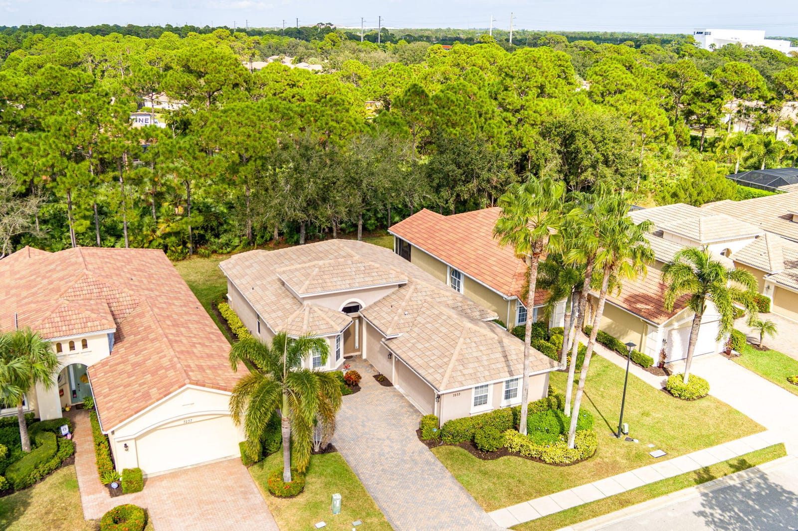 7233 Maidstone Drive, Port St. Lucie, FL 34986 photo 2