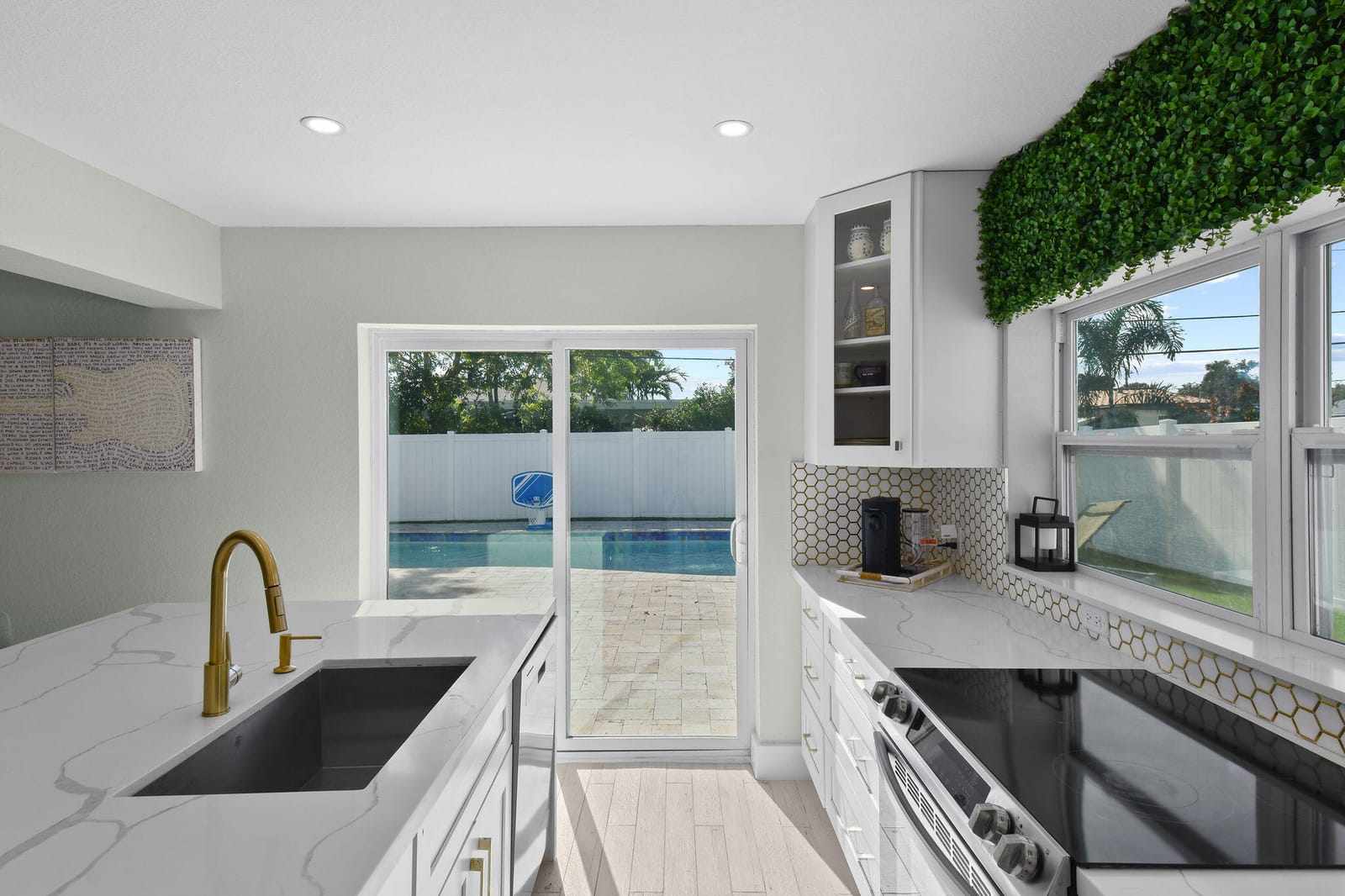 912 SE 15th Court, Deerfield Beach, FL 33441 photo 15