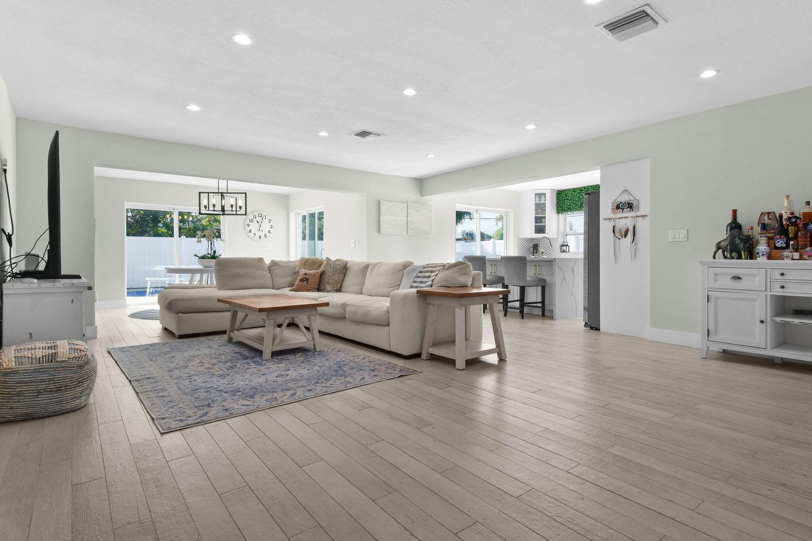 912 SE 15th Court, Deerfield Beach, FL 33441 photo 8