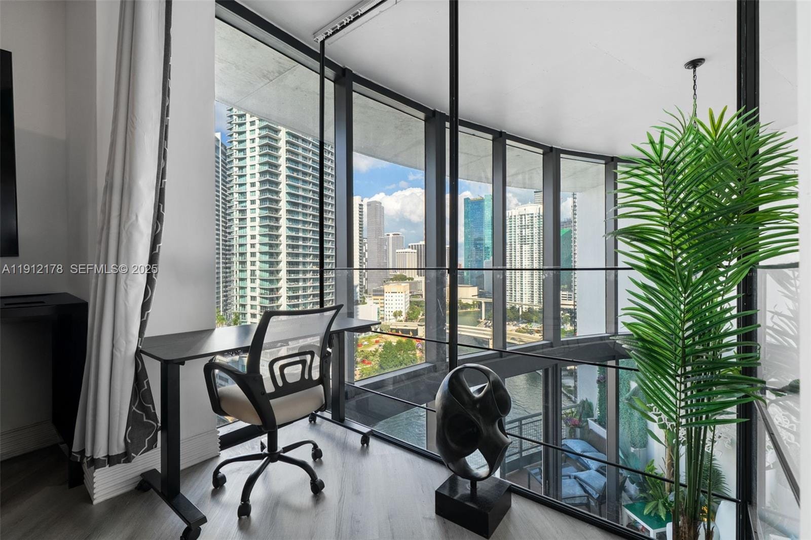690 SW 1st Court 2101, Miami, FL 33130 photo 20
