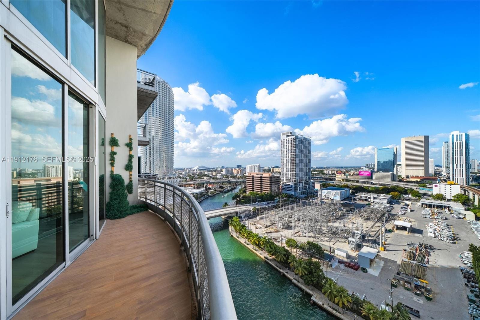 690 SW 1st Court 2101, Miami, FL 33130 photo 25