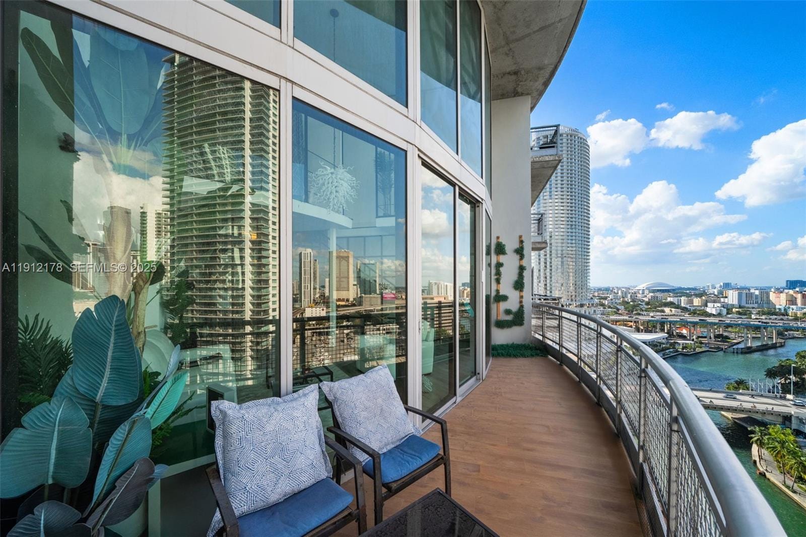 690 SW 1st Court 2101, Miami, FL 33130 photo 30
