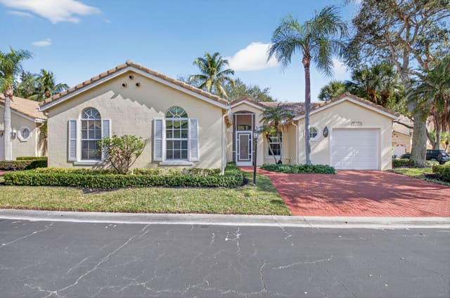17257 Boca Club Boulevard 1, sold in St Tropez At Boca Golf Villas Condo, Boca Raton, FL