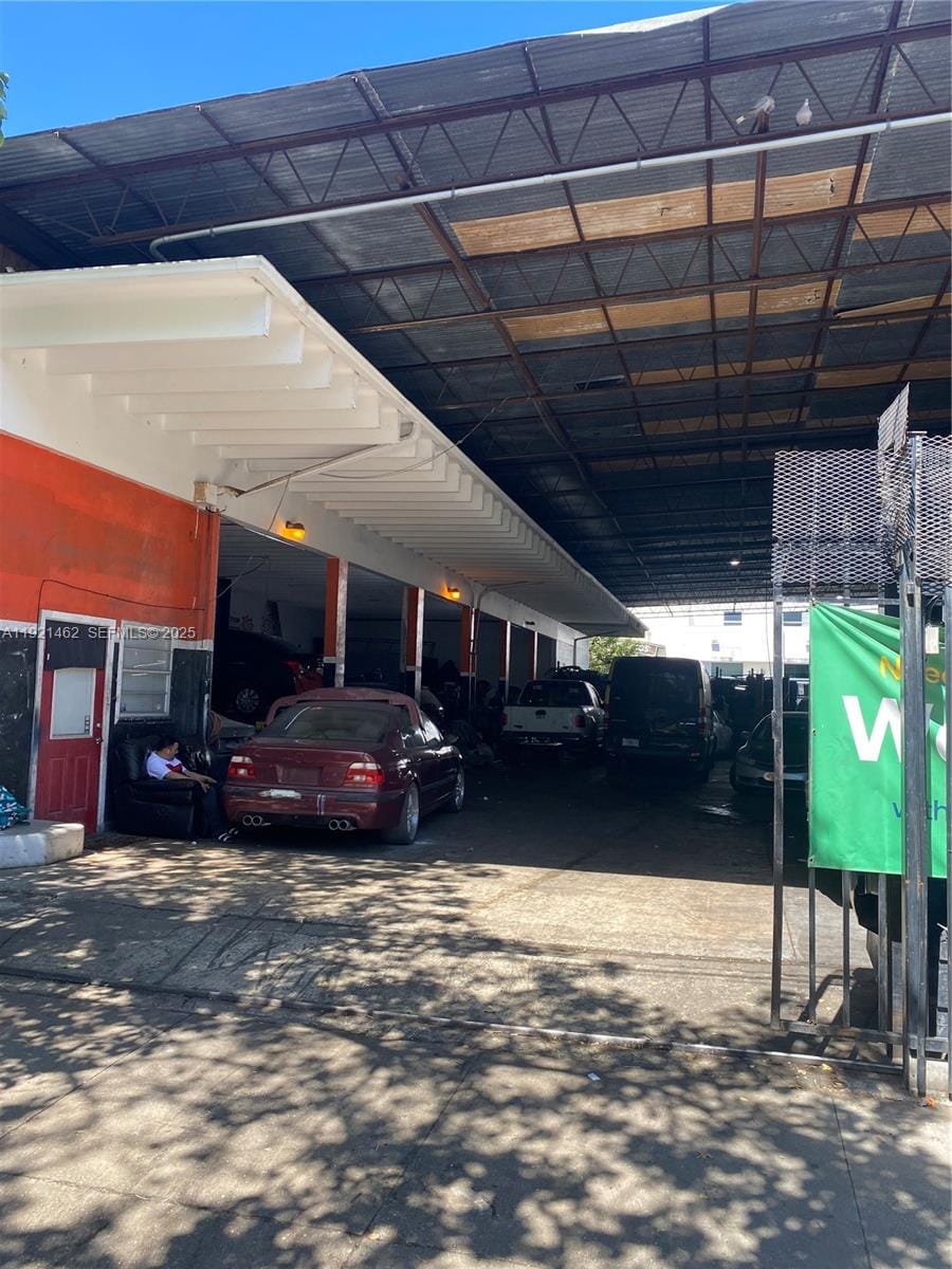 2300 NW 17th Street, Miami, FL 33142 photo 25