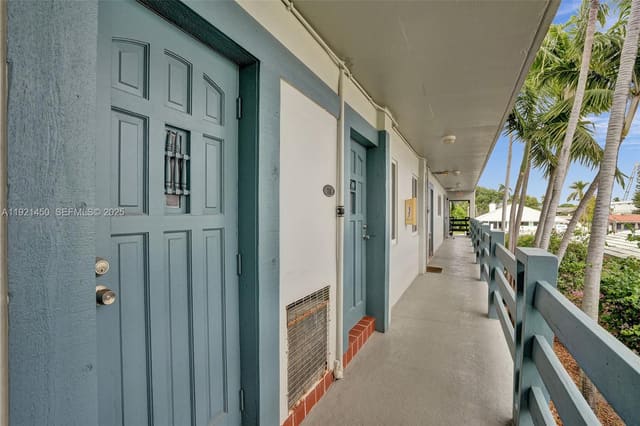 1535 SE 15th Street 208, Fort Lauderdale, FL 33316