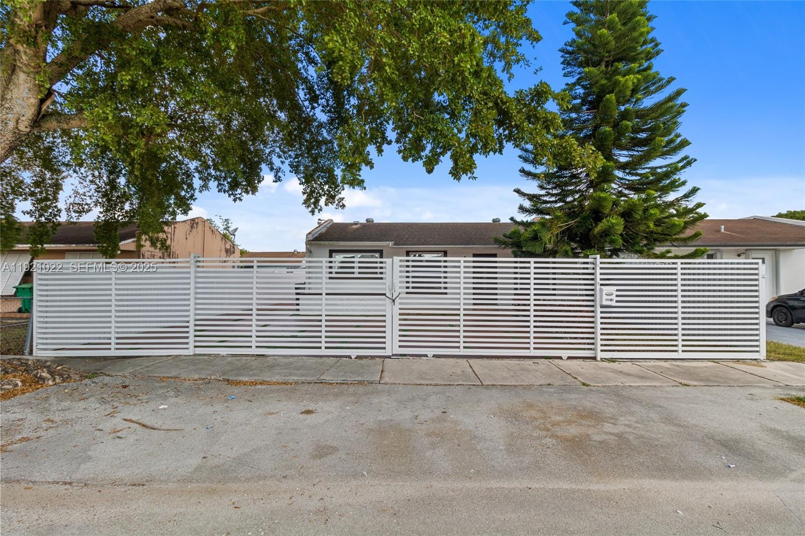 12961 SW 50th Lane, Miami, FL 33175 photo 4