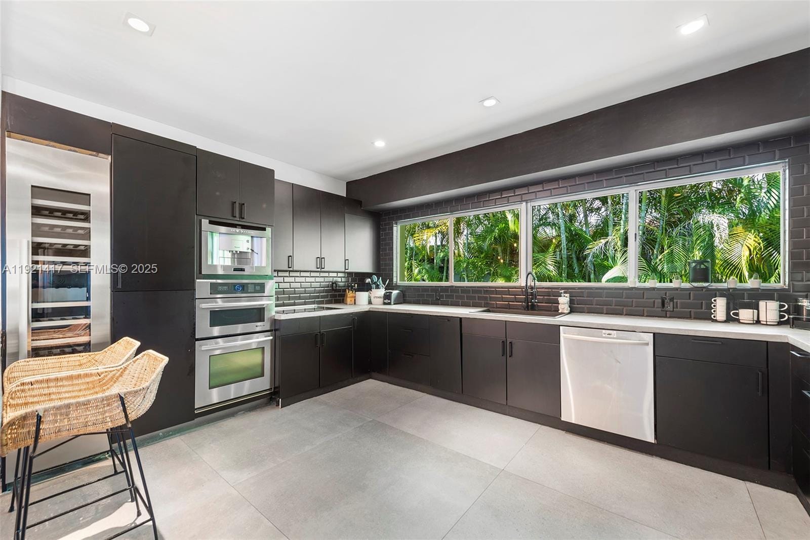 970 S Shore Drive, Miami Beach, FL 33141 photo 21