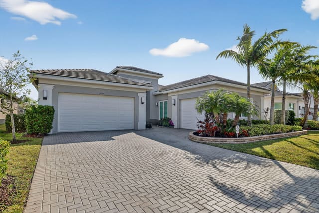 11734 SW Coronado Springs Drive, sold in Riverland Parcel A - Plat Nine, Port St Lucie, FL