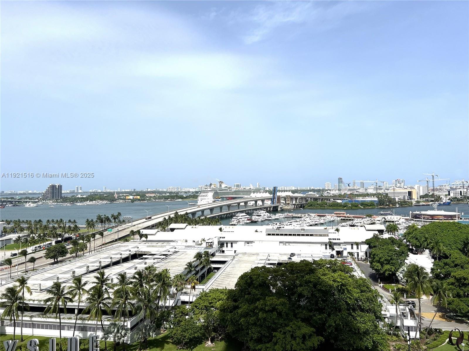 398 NE 5th Street 2215, Miami, FL 33132 photo 23