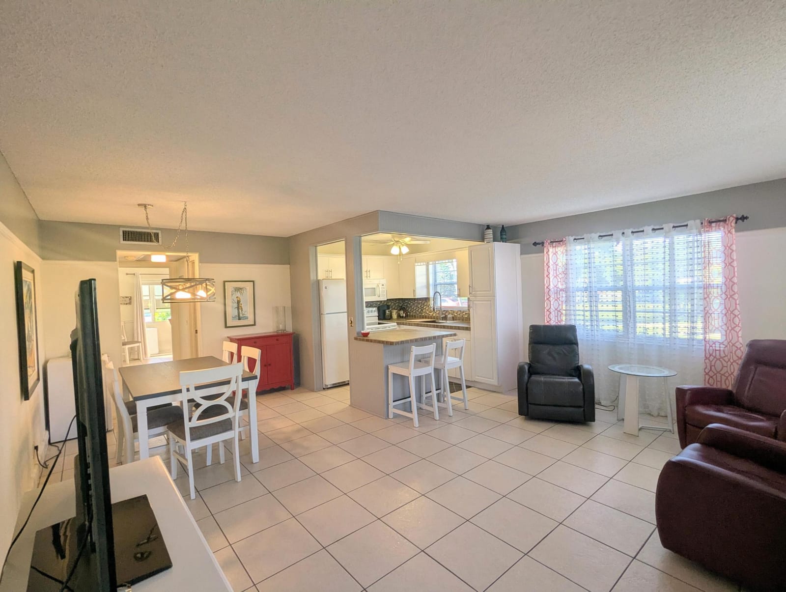 76 Dorchester D, West Palm Beach, FL 33417