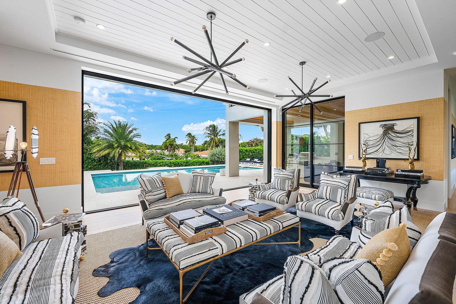 10 Harbour Drive S, Ocean Ridge, FL 33435