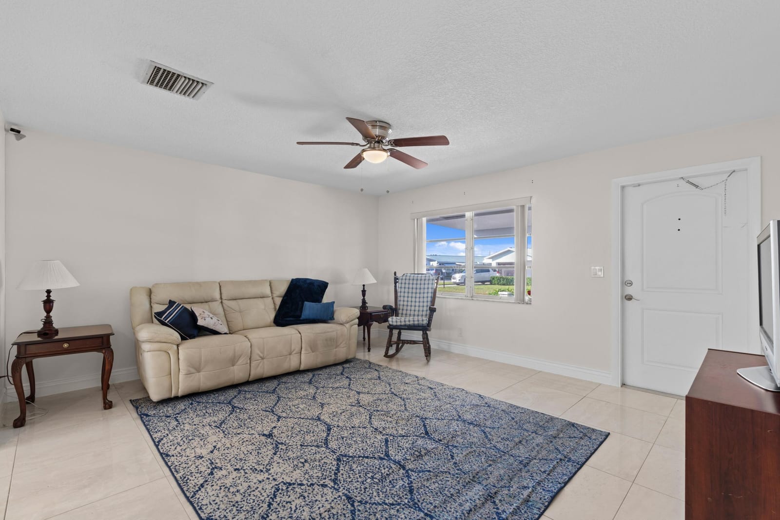 816 SW 18th Court, Boynton Beach, FL 33426 photo 9